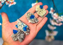 Load image into Gallery viewer, Raw Cavansite Crystal Specimens
