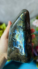Load image into Gallery viewer, Discounted Labradorite Free Form
