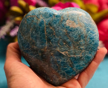 Load image into Gallery viewer, Blue Apatite Heart
