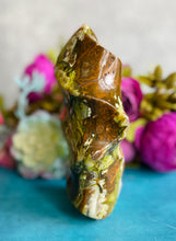 Load image into Gallery viewer, Large Green Opal Flame
