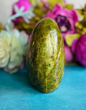 Load image into Gallery viewer, Green Opal Freeform
