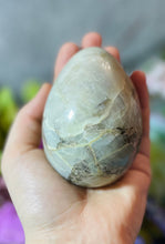 Load image into Gallery viewer, Garnierite Egg
