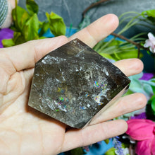 Load image into Gallery viewer, Smokey Quartz Shape with Rainbows
