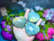 Load image into Gallery viewer, SUNSET Labradorite Crystal Hearts
